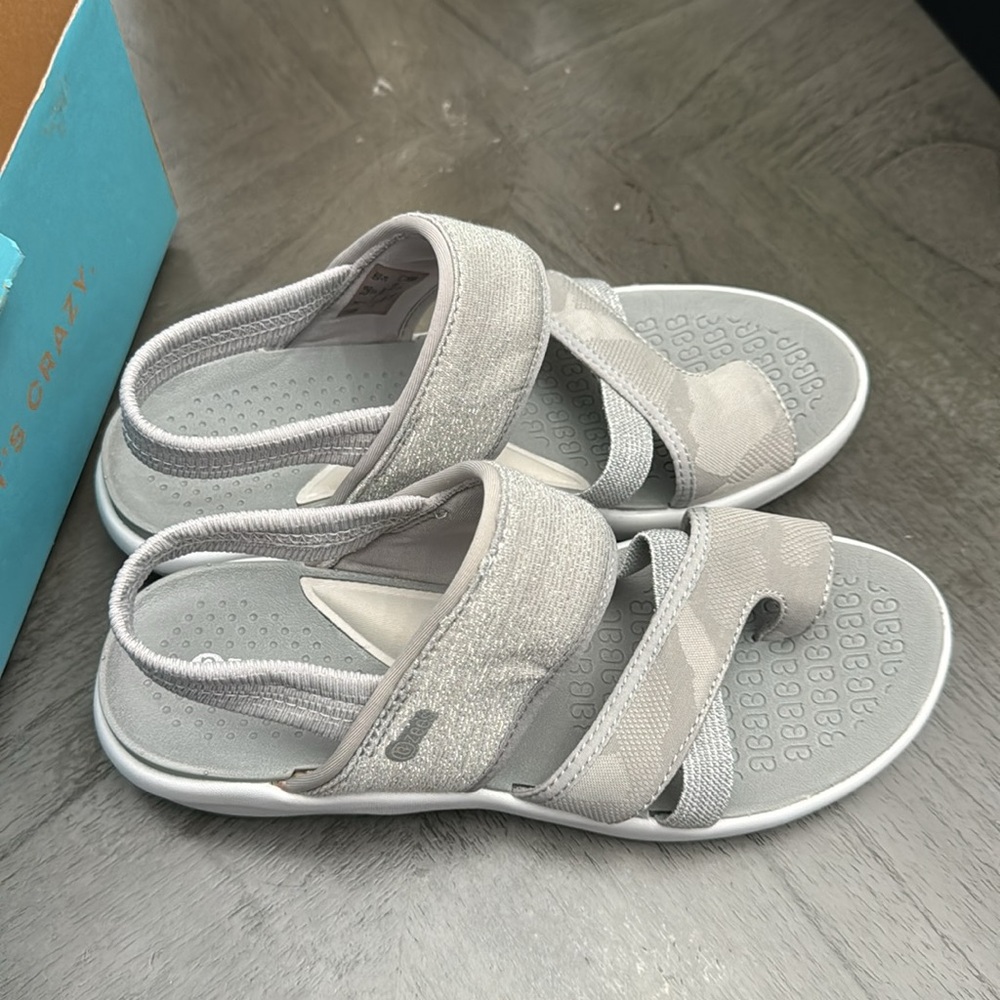 Bzees Call Me Sandal - Picture 5 of 6